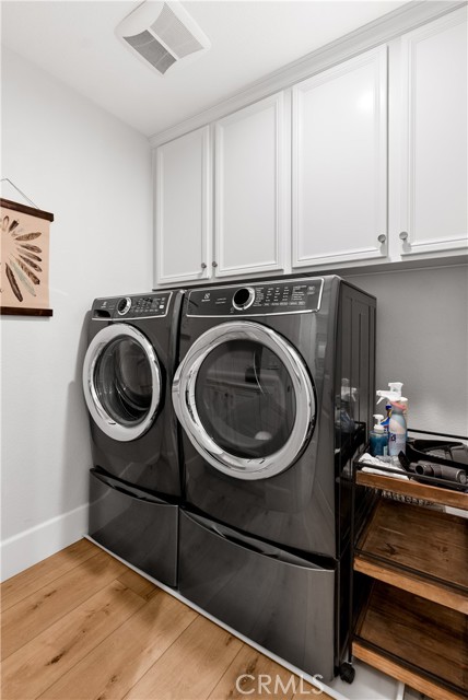 MLS #OC25232479 image #16