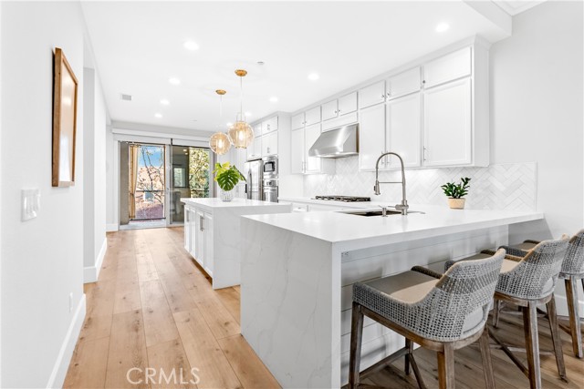 MLS #OC25232479 image #8