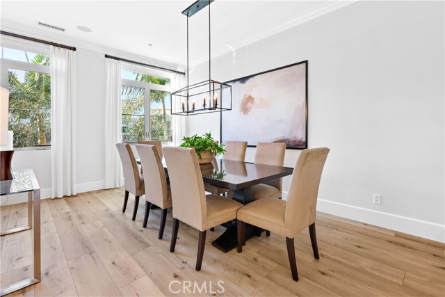 MLS #OC25232479 image #9