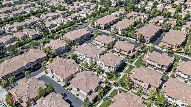 MLS #OC25232482 image #37