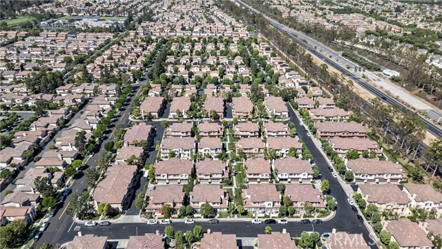 MLS #OC25232482 image #38