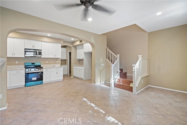 MLS #OC25232482 image #5