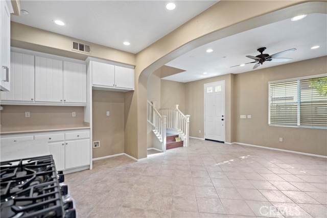 MLS #OC25232482 image #9