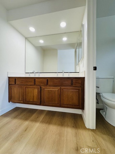 MLS #OC25232487 image #9