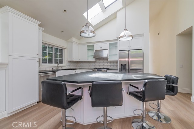 MLS #OC25232495 image #13