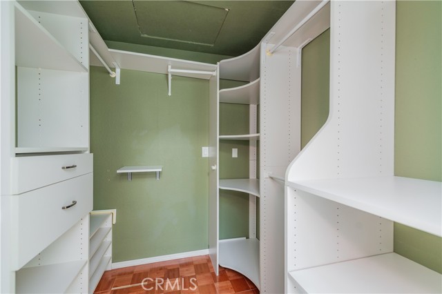 MLS #OC25232495 image #22