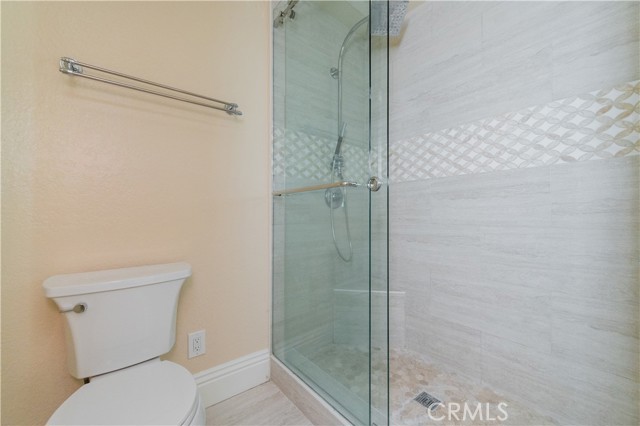 MLS #OC25232495 image #25