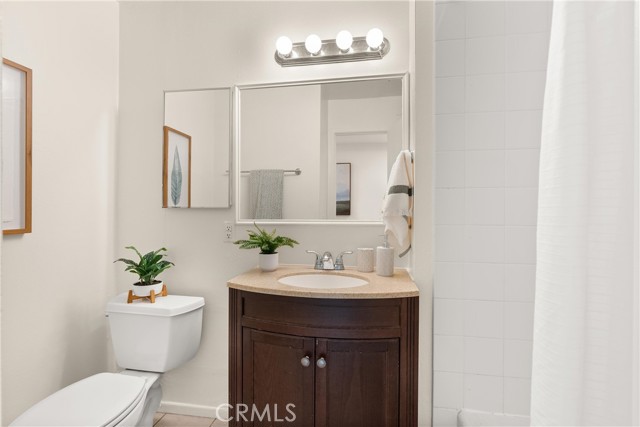 MLS #OC25232552 image #16