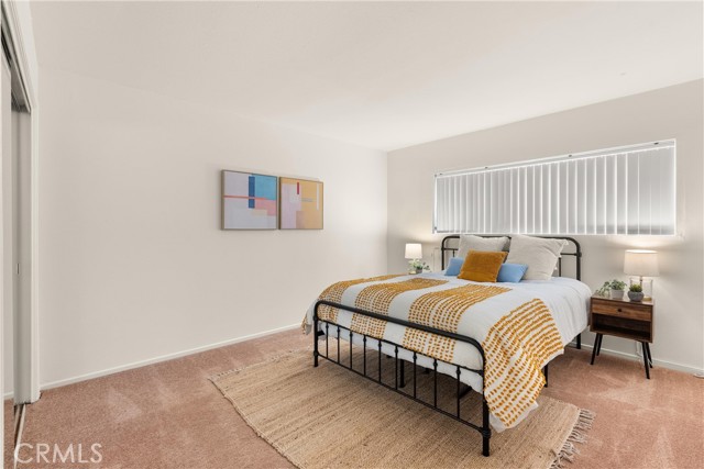 MLS #OC25232552 image #19