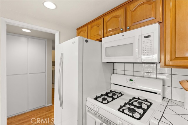 MLS #OC25232552 image #32