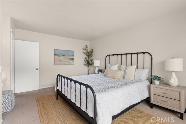 MLS #OC25232552 image #40