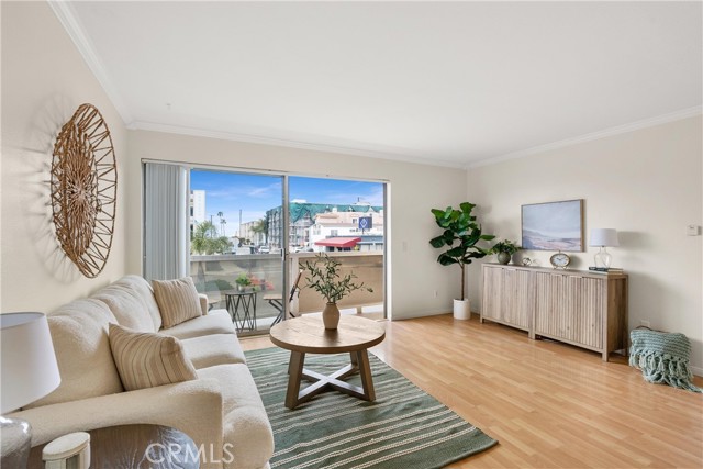 MLS #OC25232552 image #8