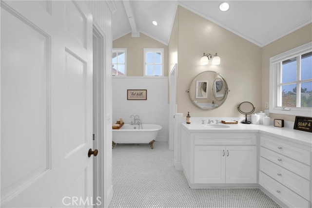 MLS #OC25232568 image #33