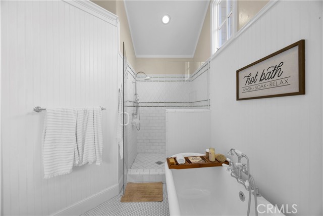 MLS #OC25232568 image #35