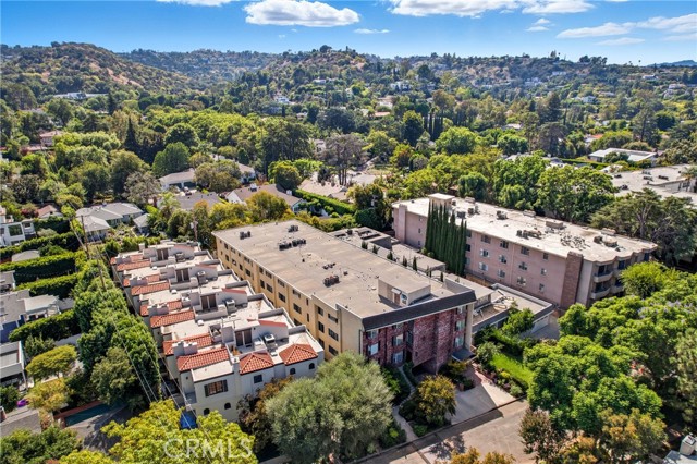 MLS #OC25232660 image #25