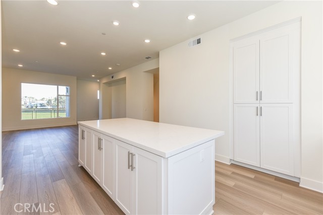 MLS #OC25232726 image #13