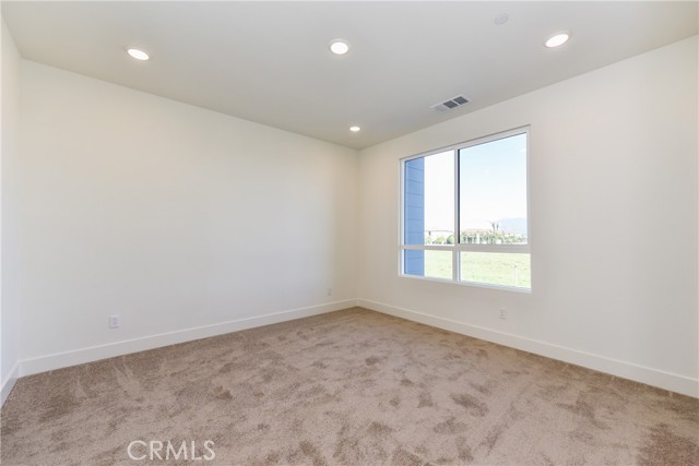 MLS #OC25232726 image #23