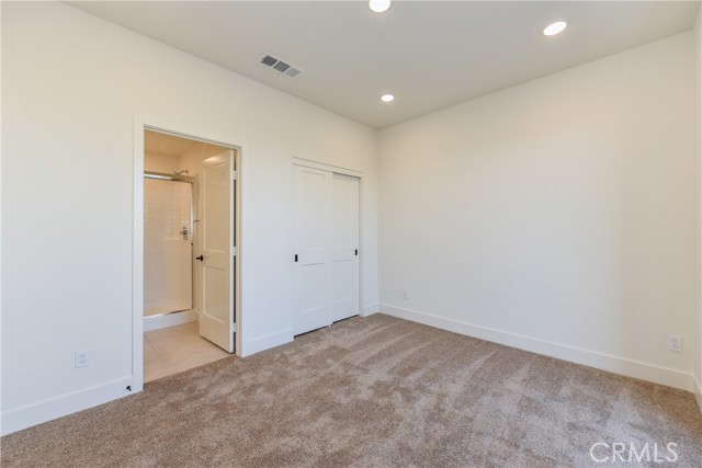 MLS #OC25232726 image #24