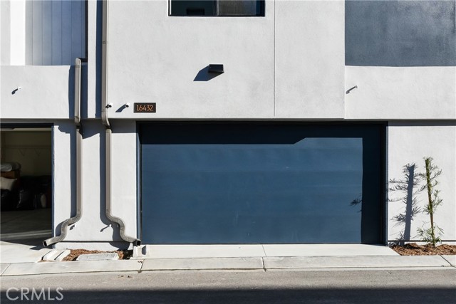 MLS #OC25232726 image #30