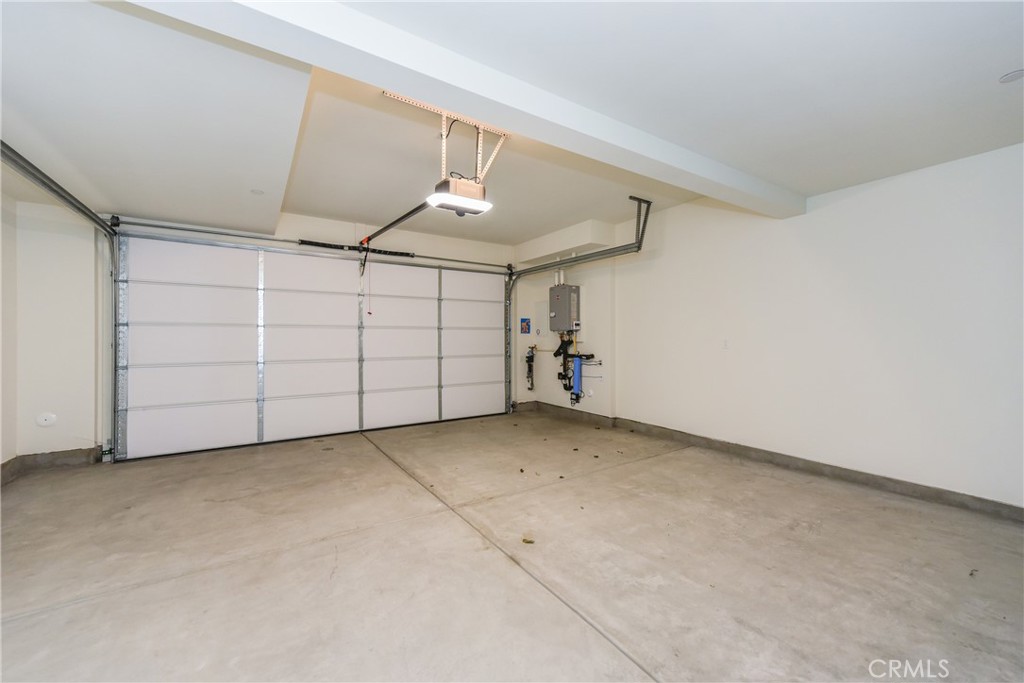 MLS #OC25232726 image #33