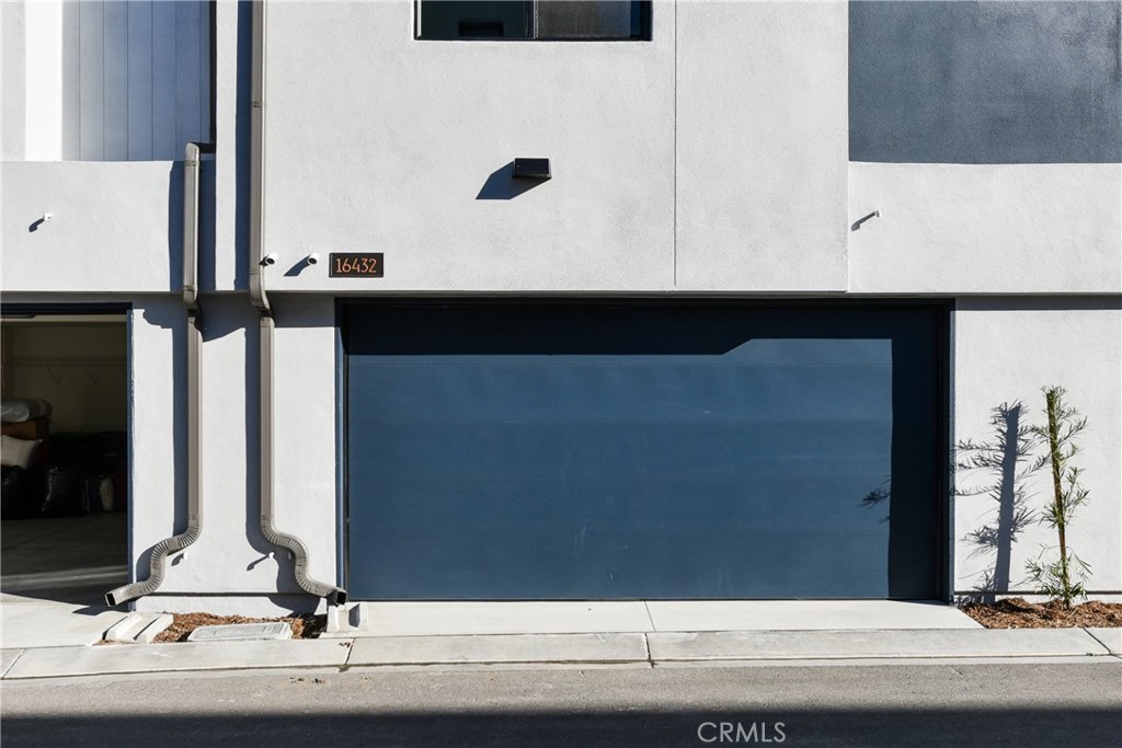 MLS #OC25232726 image #34