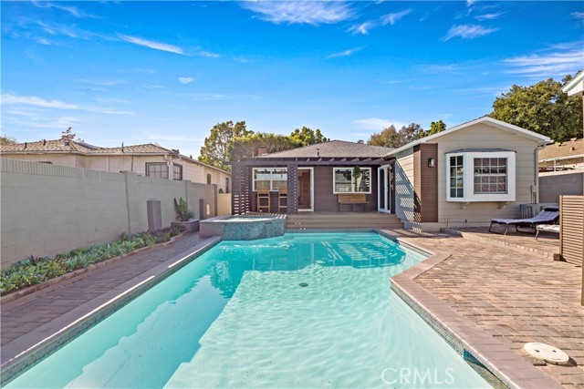 MLS #OC25232738 image #19