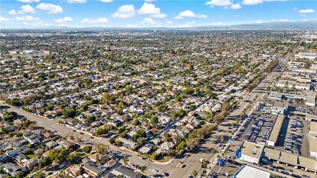 MLS #OC25232738 image #26