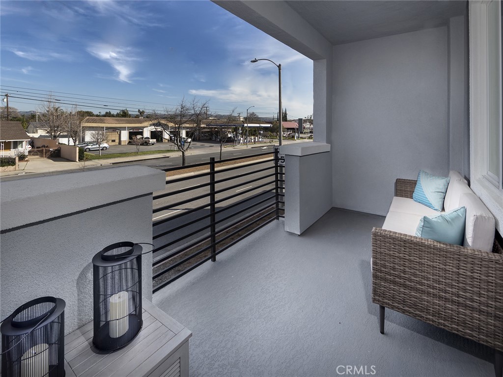 MLS #OC25232833 image #4