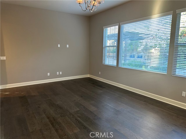 MLS #OC25232834 image #3