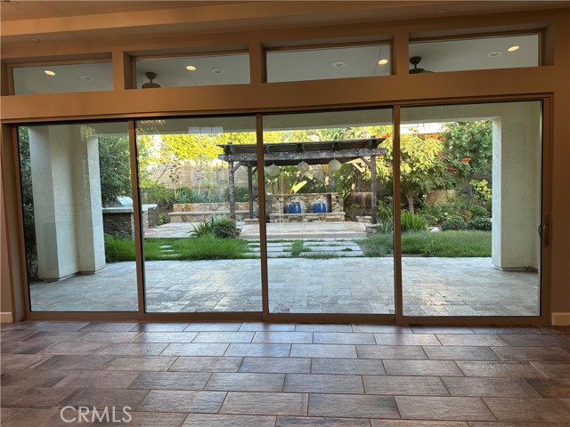 MLS #OC25232834 image #6