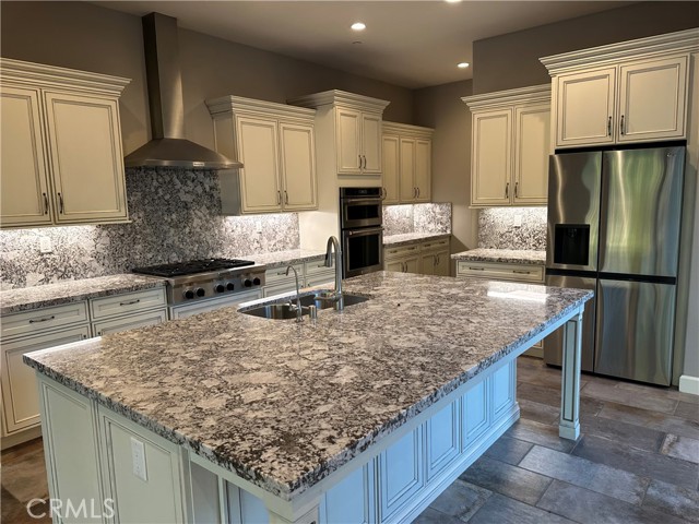 MLS #OC25232834 image #7