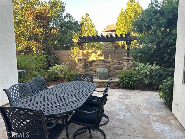 MLS #OC25232834 image #9