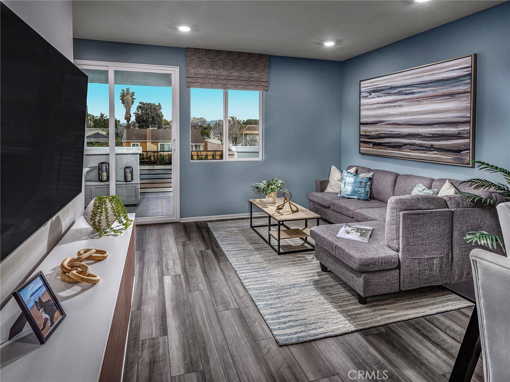 MLS #OC25232835 image #8