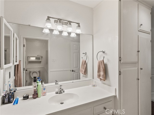 MLS #OC25232856 image #14