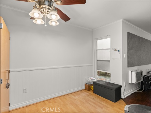 MLS #OC25232856 image #5