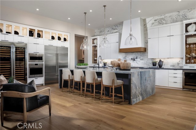 MLS #OC25232871 image #10