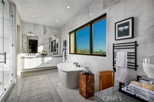 MLS #OC25232871 image #13