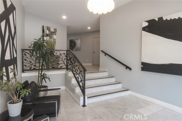 MLS #OC25232949 image #4