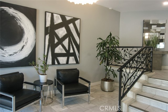 MLS #OC25232949 image #5