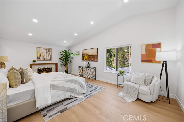 MLS #OC25232956 image #15