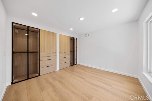 MLS #OC25232956 image #16