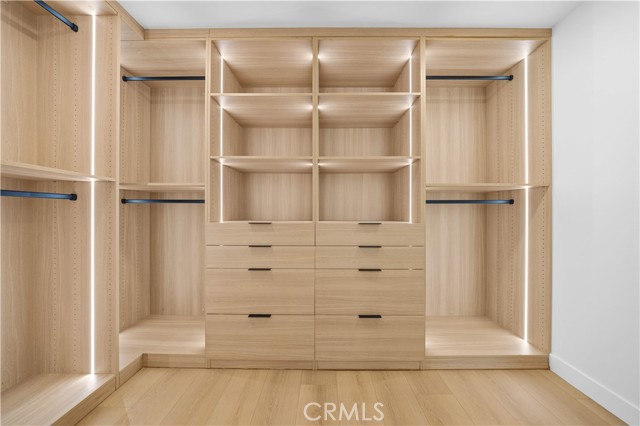 MLS #OC25232956 image #23