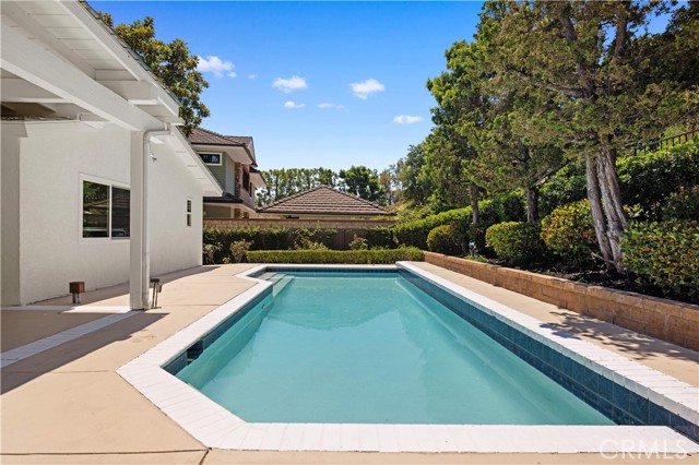 MLS #OC25232956 image #32