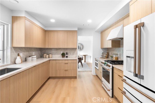 MLS #OC25232956 image #7