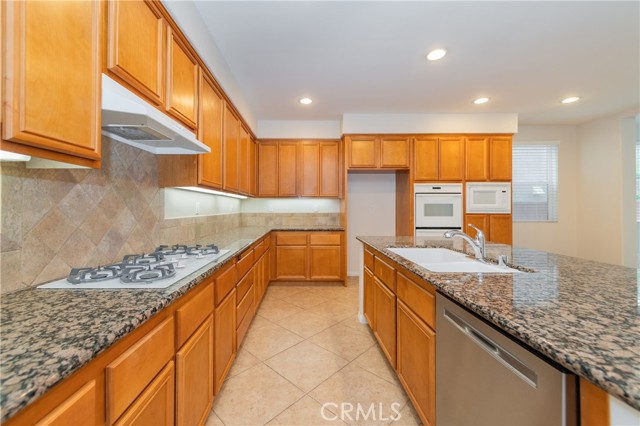 MLS #OC25232972 image #4