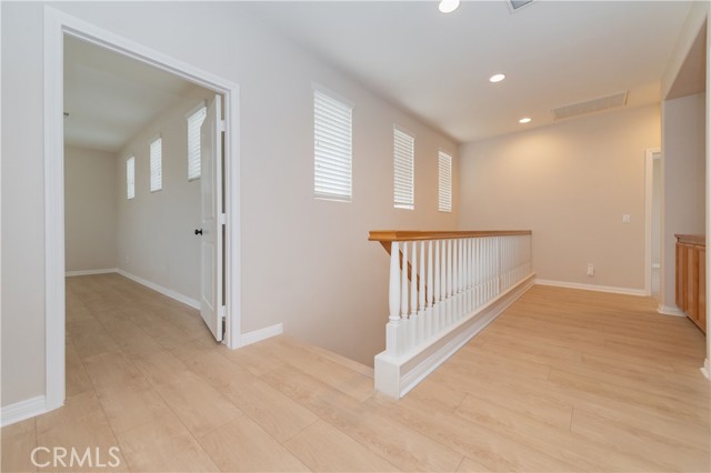 MLS #OC25232972 image #9