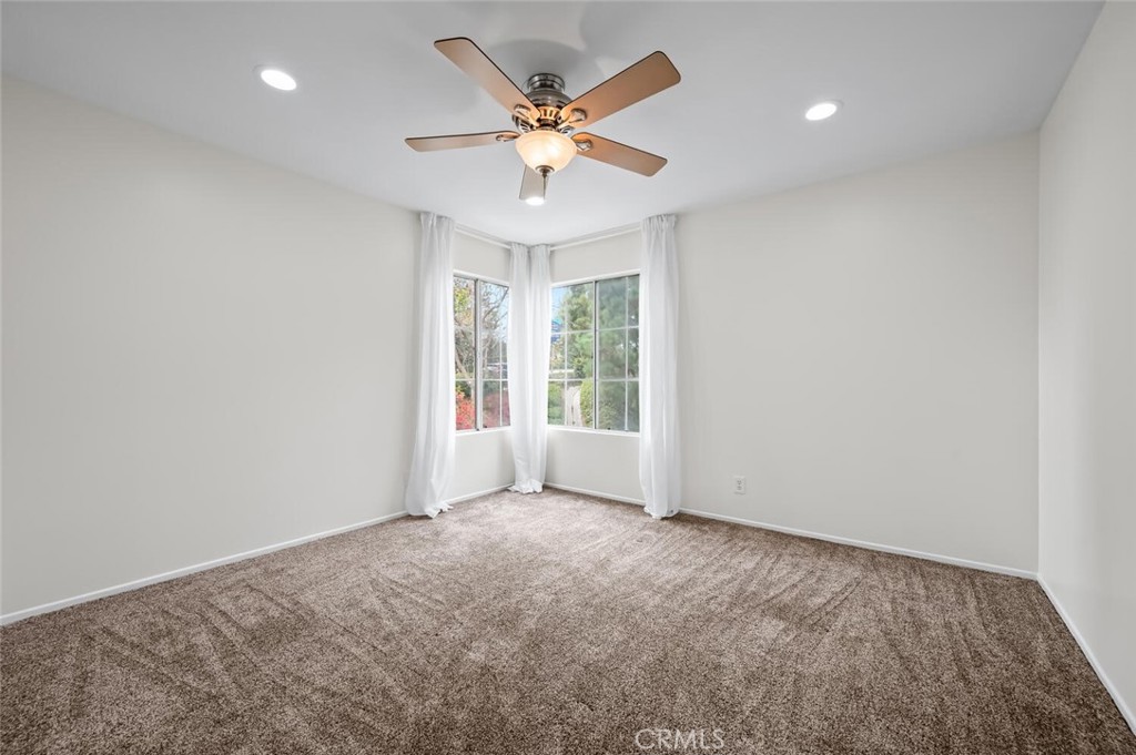 MLS #OC25233013 image #24