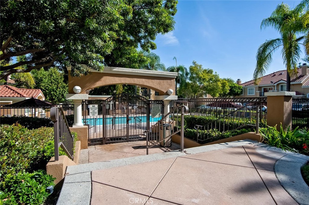 MLS #OC25233013 image #36