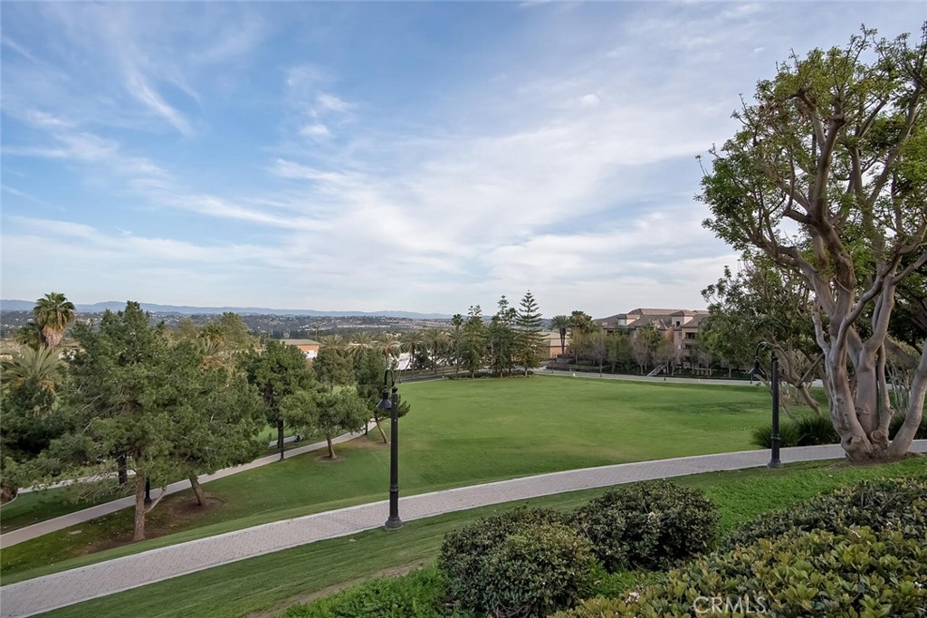 MLS #OC25233013 image #41