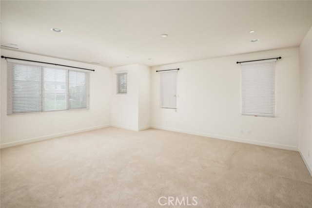 MLS #OC25233058 image #17